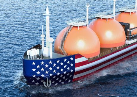 US LNG tanker sailing